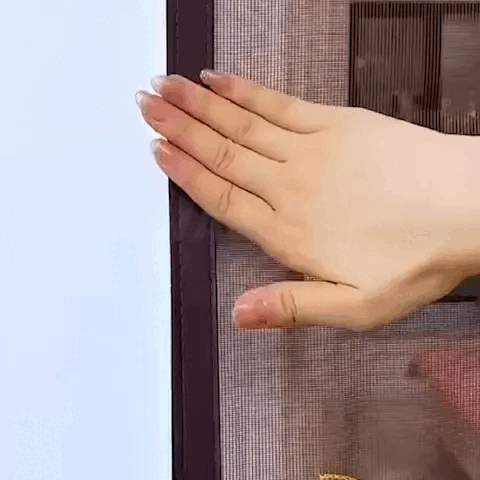 Cortina magnética en uso